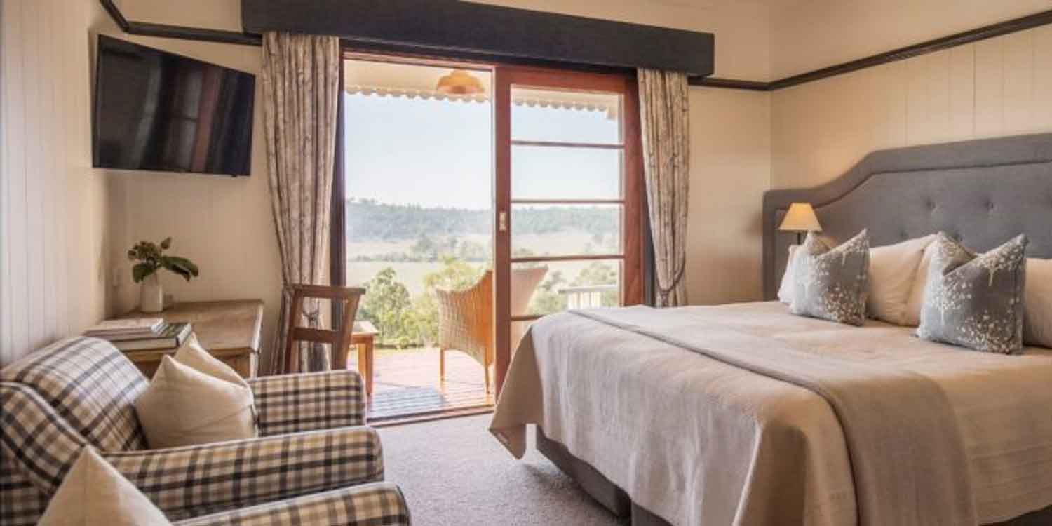 Spicers-Hidden-Vale-Valley-View-Room